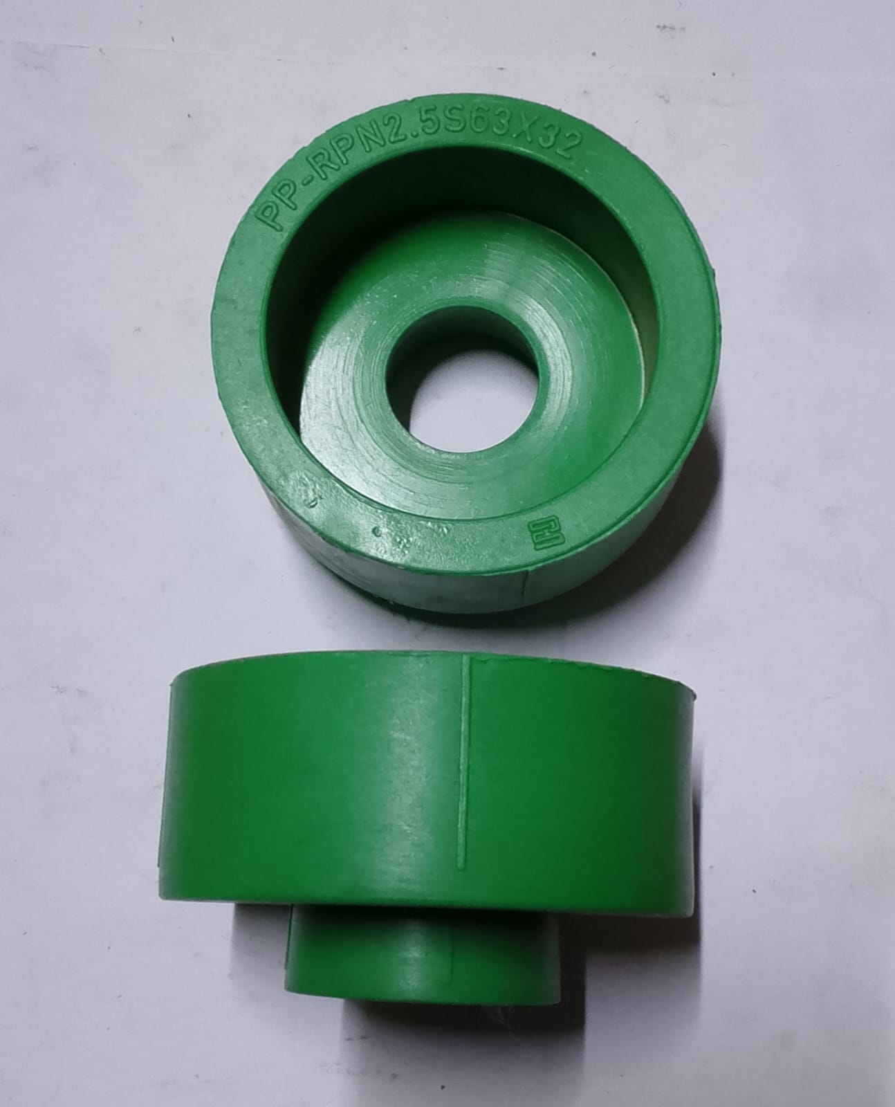 PPR REDUCING SOCKET  63*1